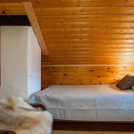 Lomamökit äkäsjoensuu