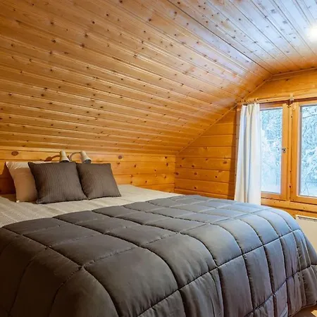 Aekaesjoensuu Chalé