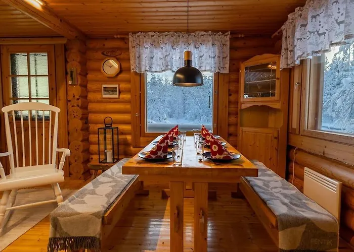 Шале Aekaesjoensuu Экясломполо